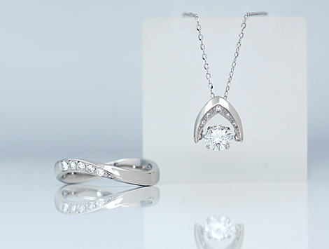 婚約指輪をペンダントとファッションリングにリフォームさせていただきました✨